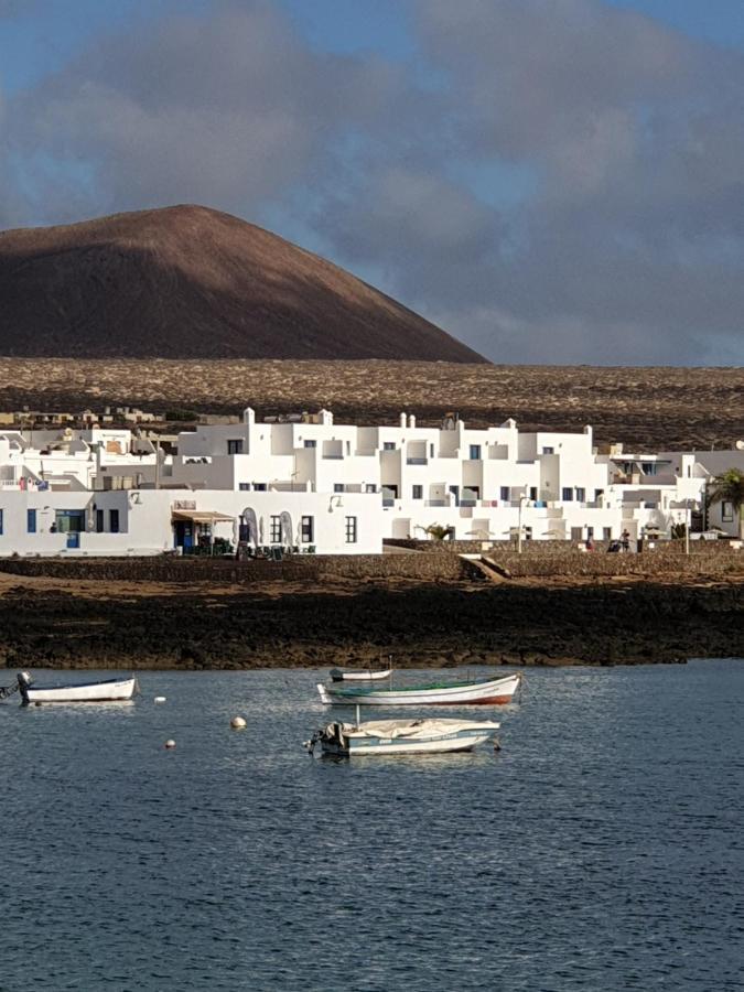 La Graciosa Camelia Beach Vistas Mar Caleta de Sebo Esterno foto