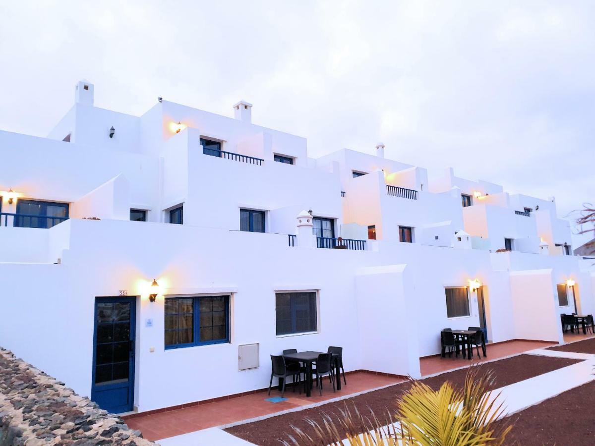 La Graciosa Camelia Beach Vistas Mar Caleta de Sebo Esterno foto